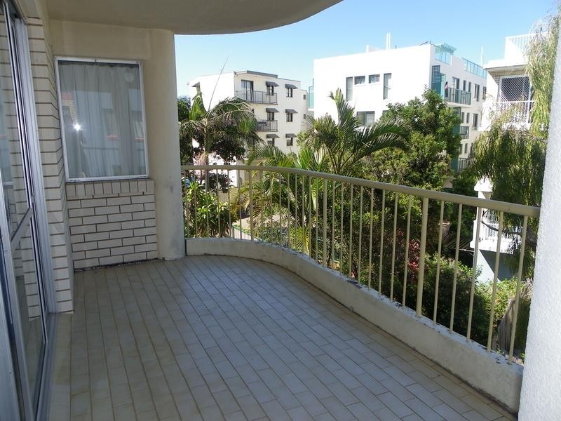 4/9 Orvieto Terrace, Kings Beach QLD 4551