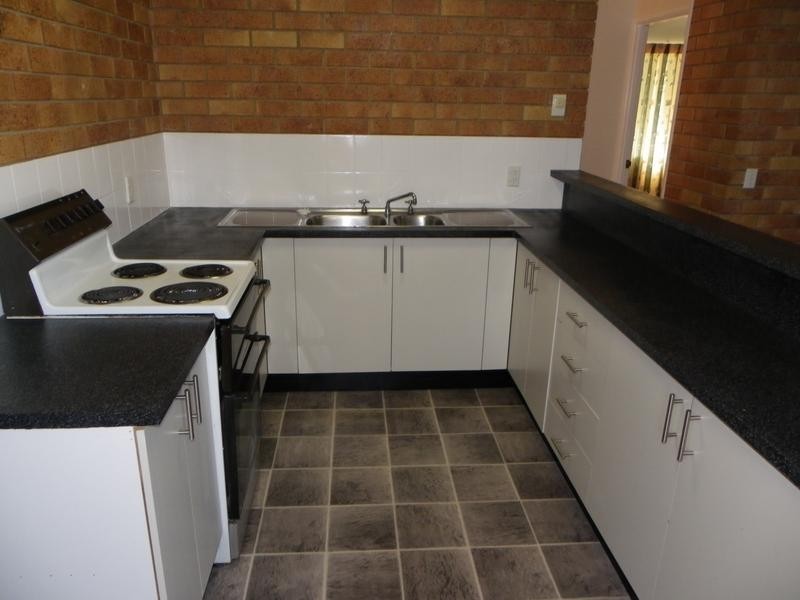 4/9 Orvieto Terrace, Kings Beach QLD 4551