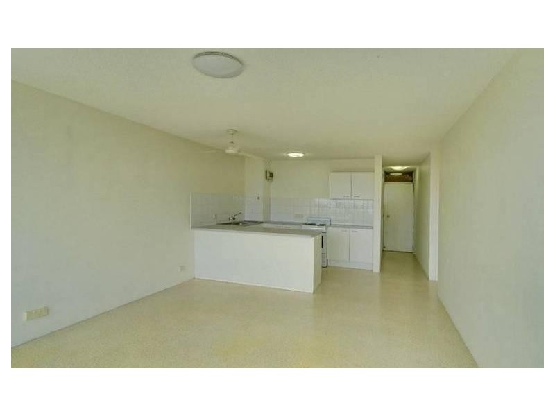 4/41 Moreton Parade, Kings Beach QLD 4551