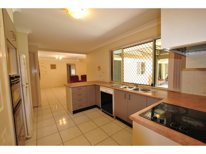2 Alstonville Way, Currimundi QLD 4551
