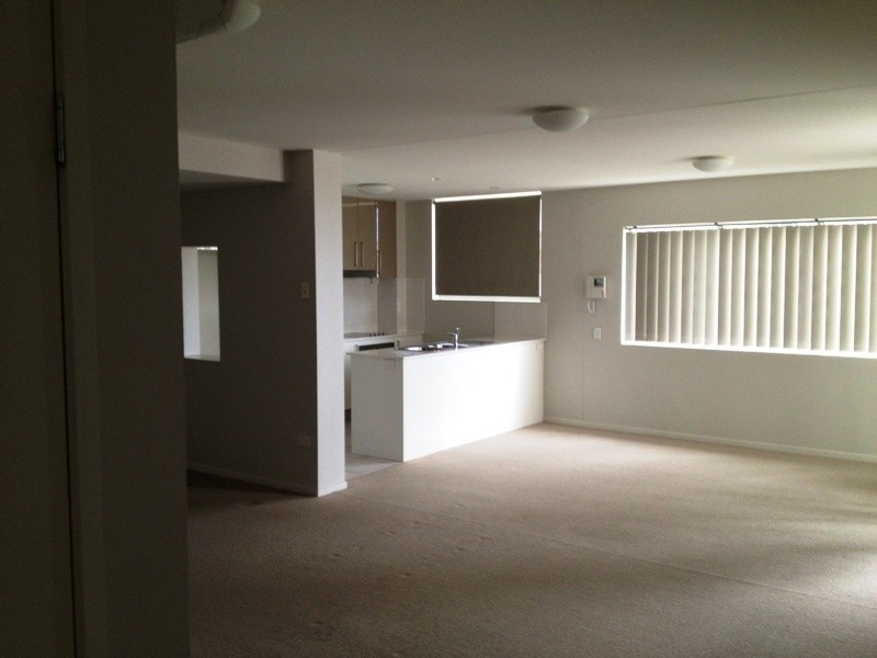8/7-11 ‘Outlook’ Canberra Terrace, Caloundra QLD 4551