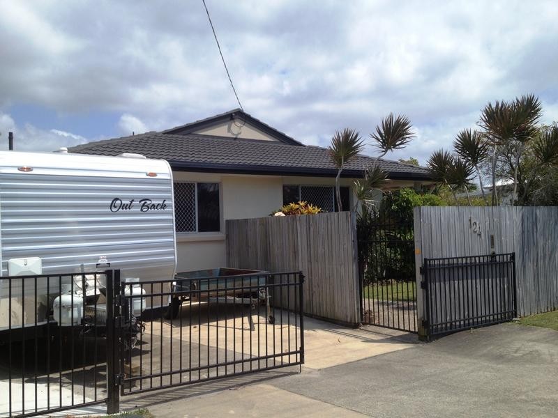 124 Landsborough Parade, Golden Beach QLD 4551
