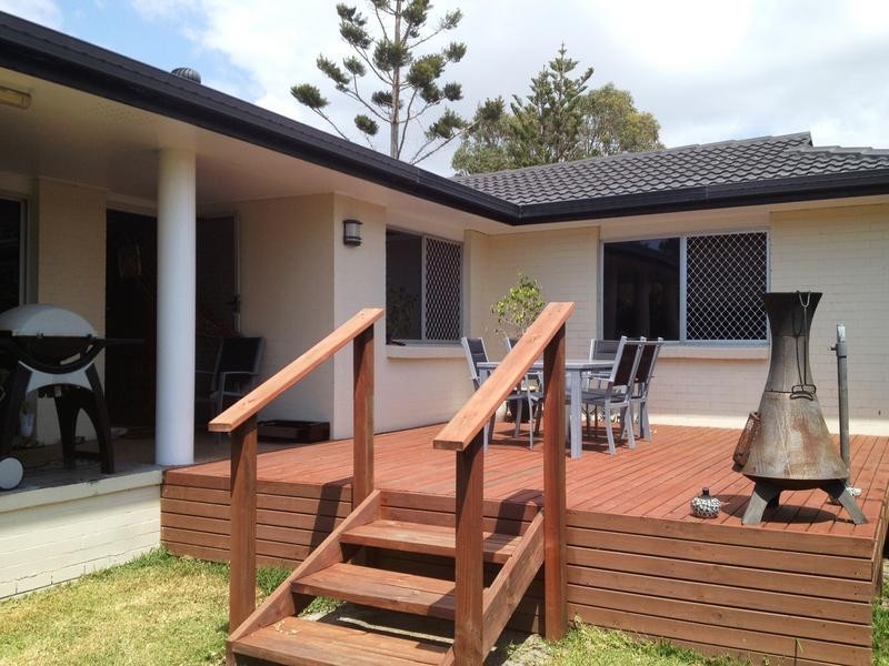 124 Landsborough Parade, Golden Beach QLD 4551