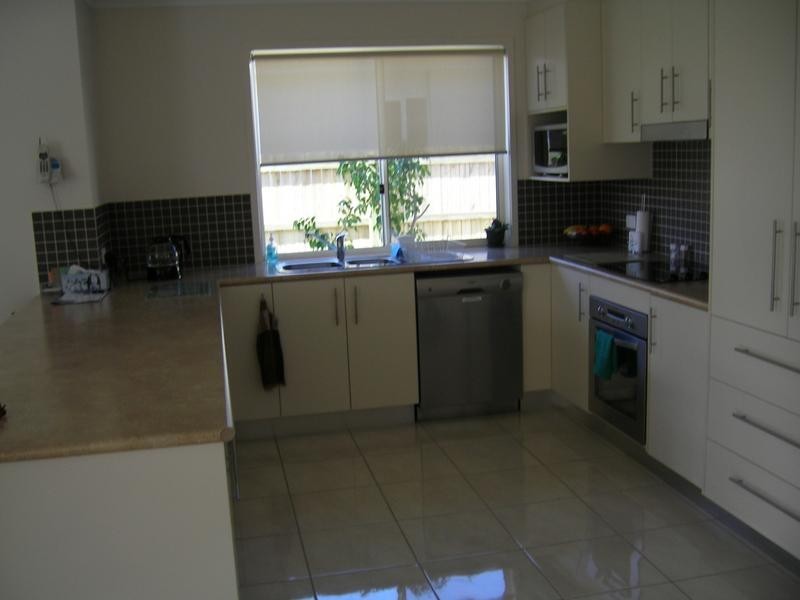 17 Grampion Drive, Caloundra West QLD 4551