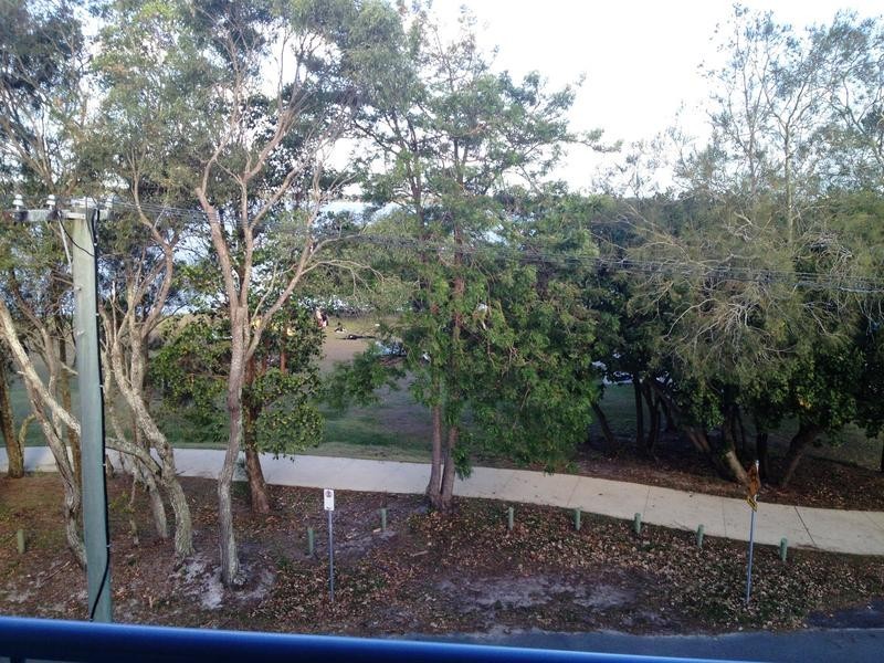 18/101 The Esplanade ‘Windbourne’, Golden Beach QLD 4551