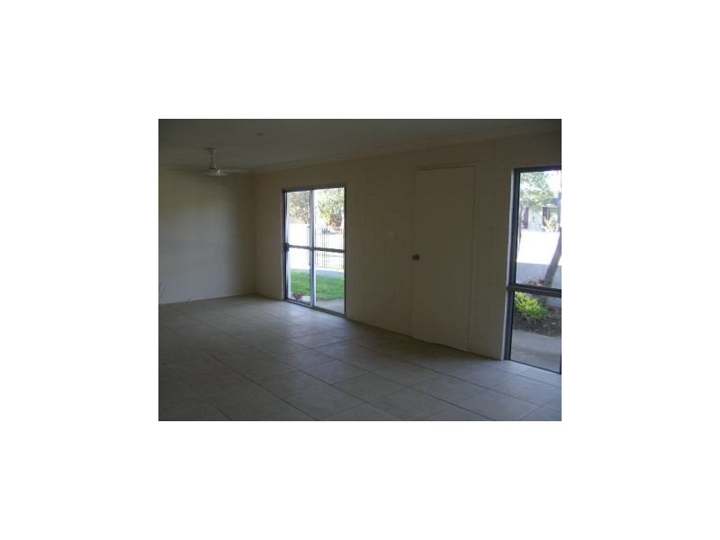 2/27 Crown Street ‘Sandstones’, Currimundi QLD 4551