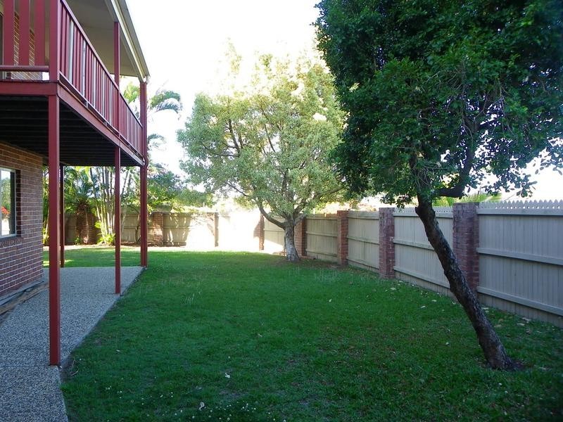 1 Kuparra Court, Currimundi QLD 4551