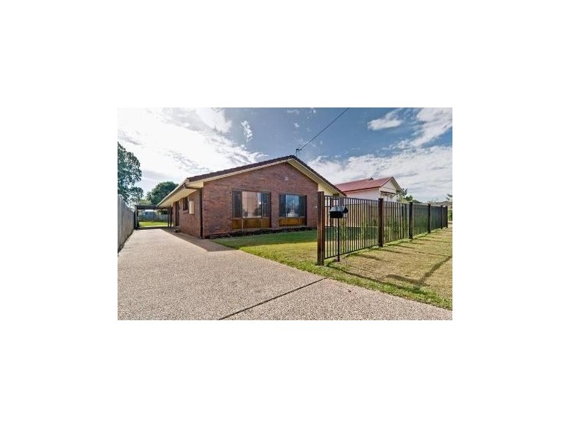 24 Taylor Avenue, Golden Beach QLD 4551