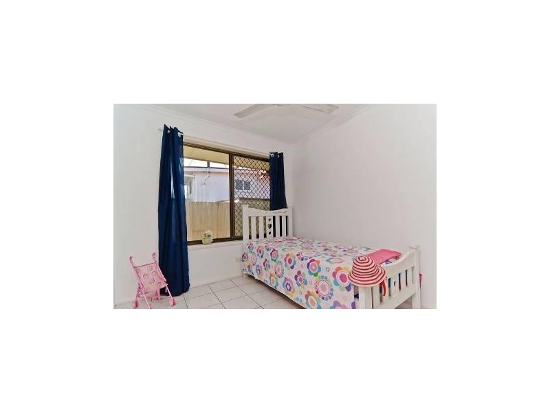 24 Taylor Avenue, Golden Beach QLD 4551