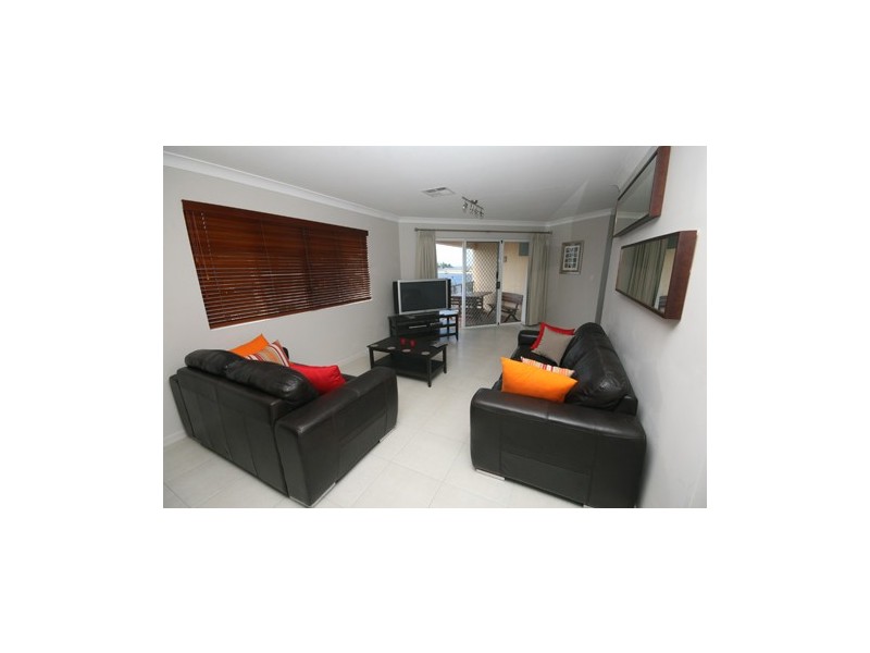 6/9 The Esplanade ‘Windsurfer View’, Golden Beach QLD 4551