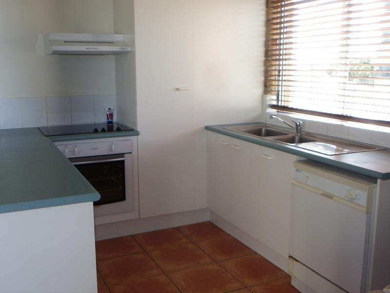 8/23 Maltman Street, Kings Beach QLD 4551