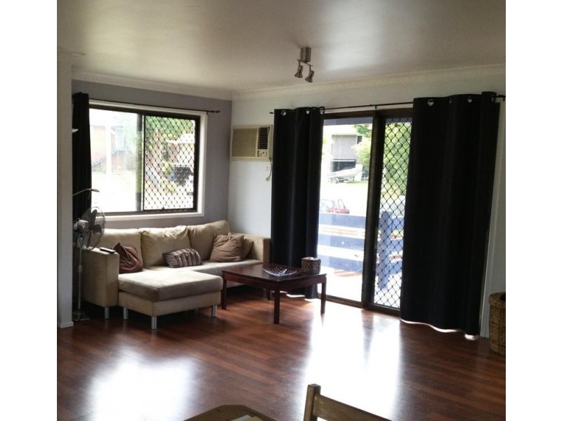 2 Mitchelli Court, Little Mountain QLD 4551