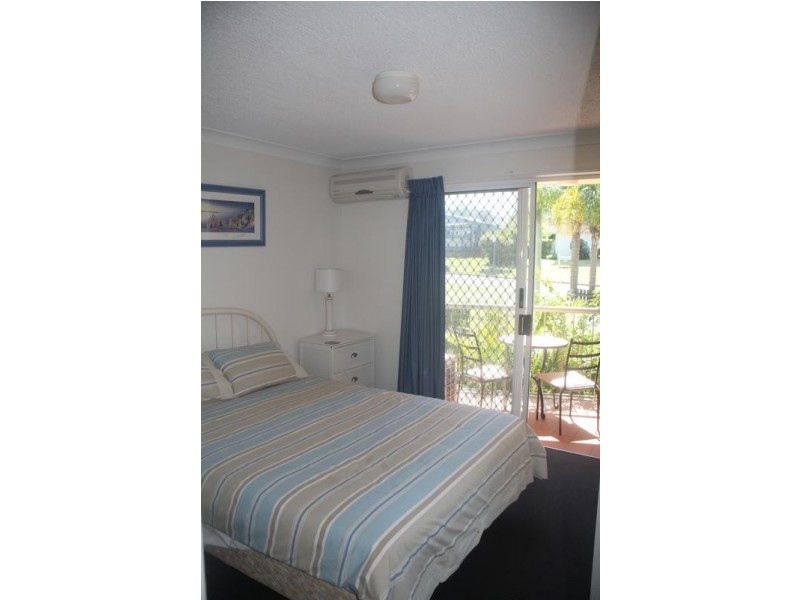 2/13 Warne Terrace, Kings Beach QLD 4551