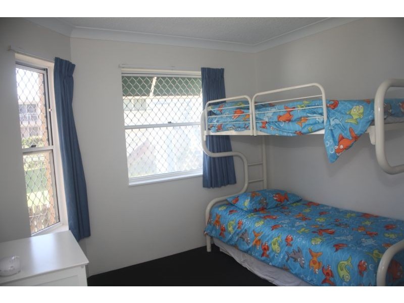 2/13 Warne Terrace, Kings Beach QLD 4551