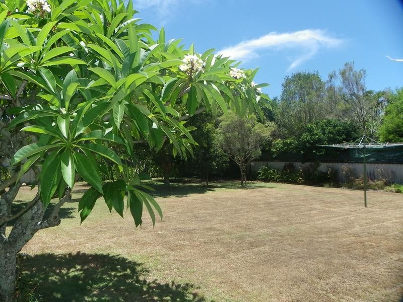 19 Booker Parade, Golden Beach QLD 4551