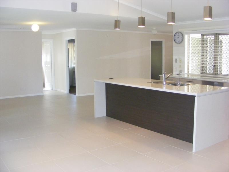 9 Bellcarra Place, Little Mountain QLD 4551