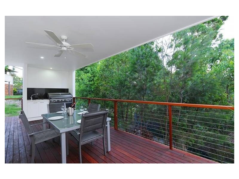 22 St Helena Street, Little Mountain QLD 4551