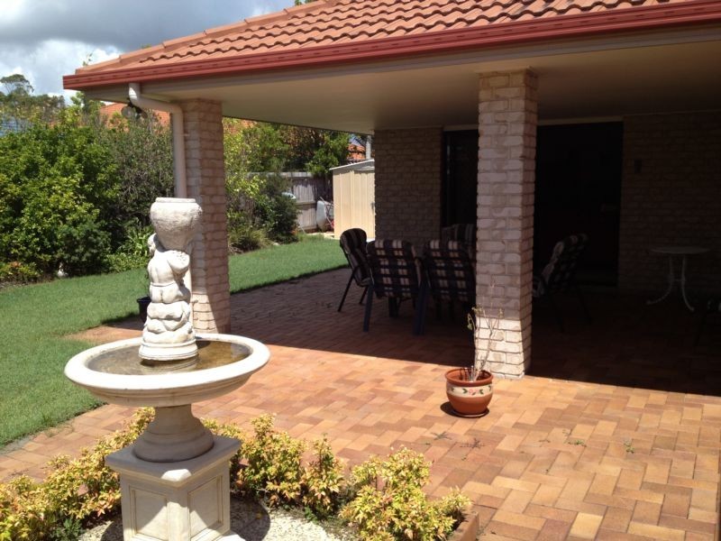 2 Gillingham Place, Pelican Waters QLD 4551