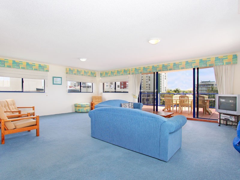 7/5 Latona Avenue, Caloundra QLD 4551