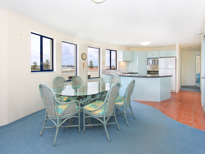7/5 Latona Avenue, Caloundra QLD 4551