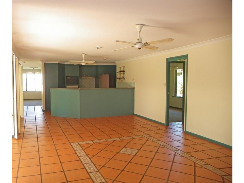 178 Oceanic Drive, Warana QLD 4575