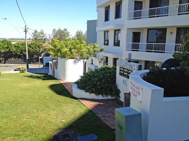 2/46 Warne Terrace, Kings Beach QLD 4551