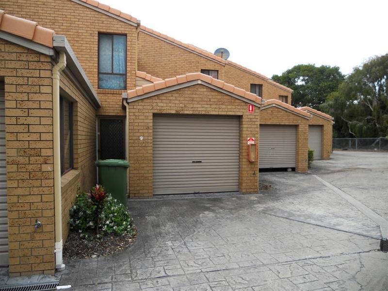 9/29 Browning Boulevard, Battery Hill QLD 4551