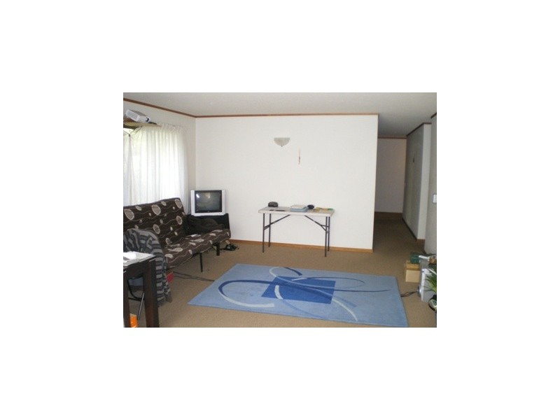 2/13 Merrima Avenue, Kings Beach QLD 4551