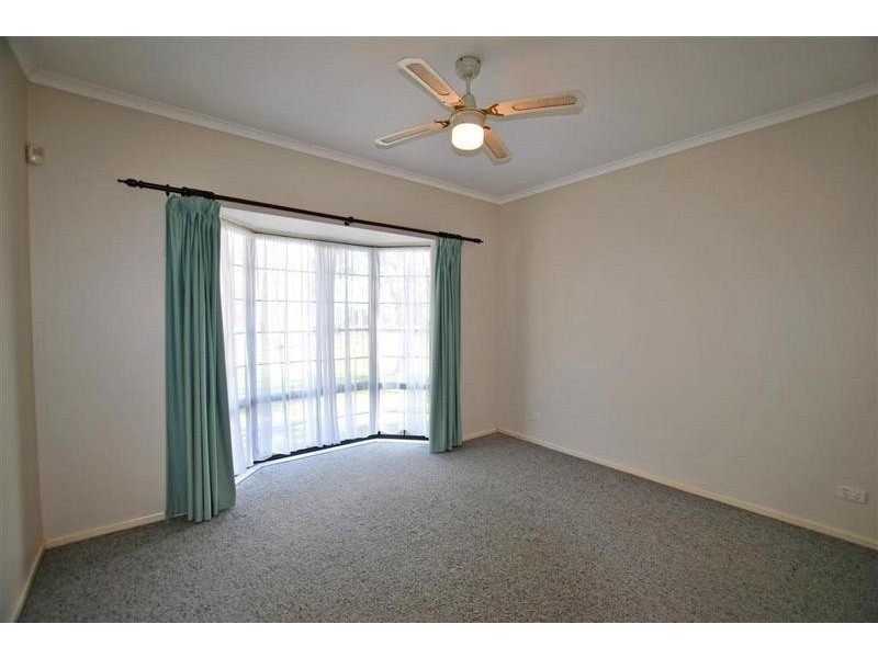 16 Casuarina Drive, Little Mountain QLD 4551