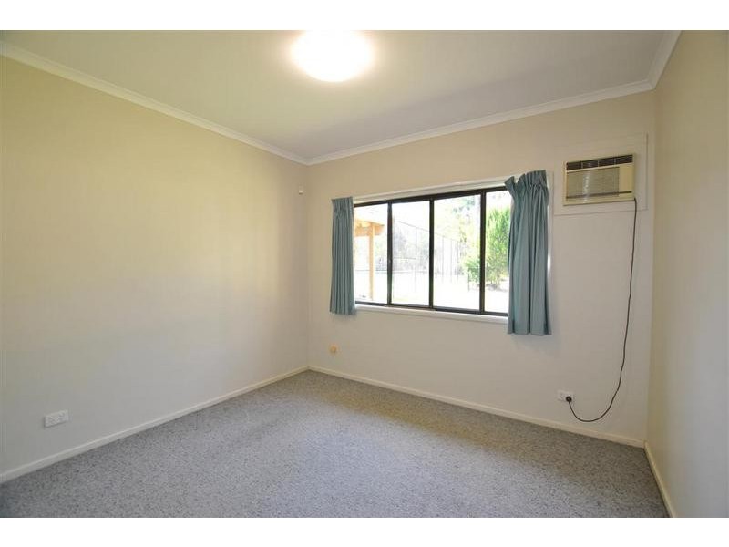 16 Casuarina Drive, Little Mountain QLD 4551