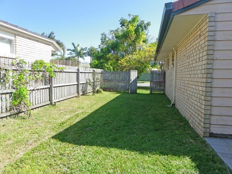 24 Village Way, Little Mountain QLD 4551