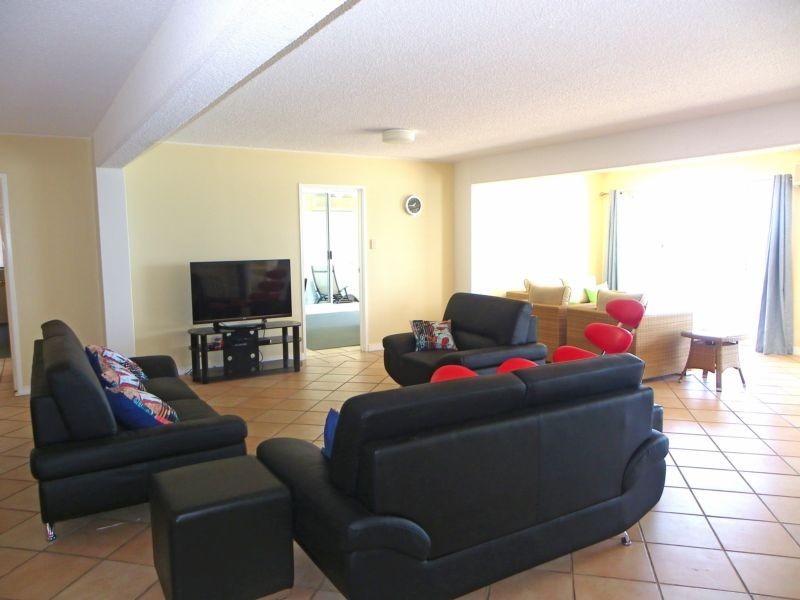 18/5 Dingle Avenue, Kings Beach QLD 4551