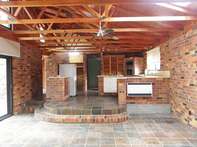 15 Parumba Street, Wurtulla QLD 4575