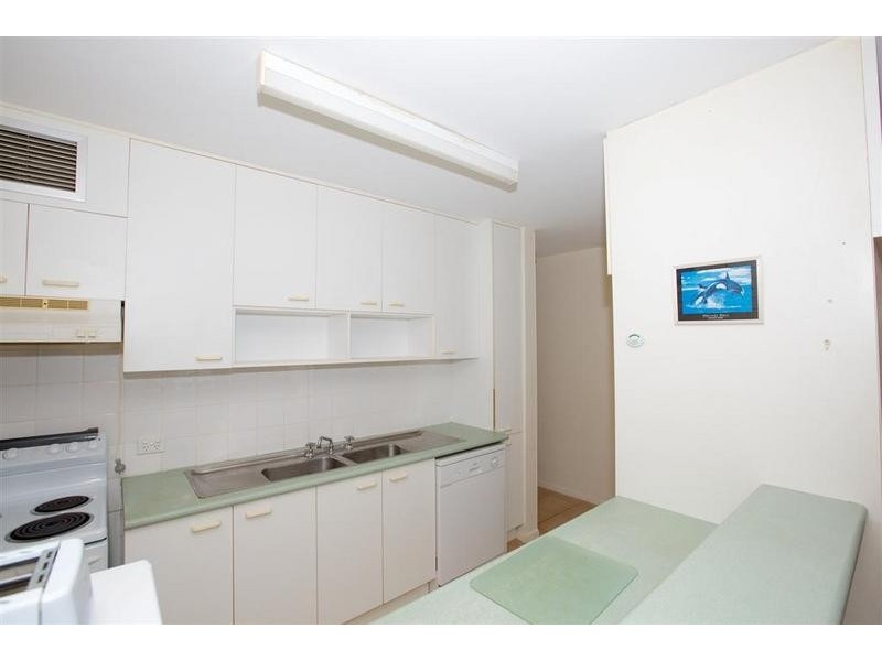 11/6 Merrima Avenue, Kings Beach QLD 4551