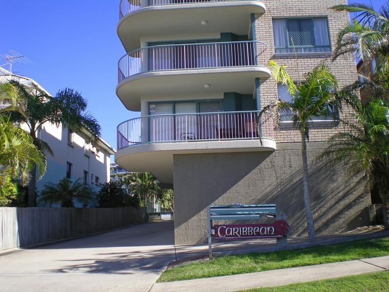 2/12 Mahia Terrace, Kings Beach QLD 4551