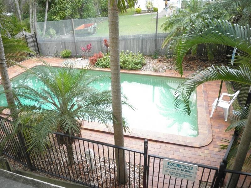 2/12 Mahia Terrace, Kings Beach QLD 4551