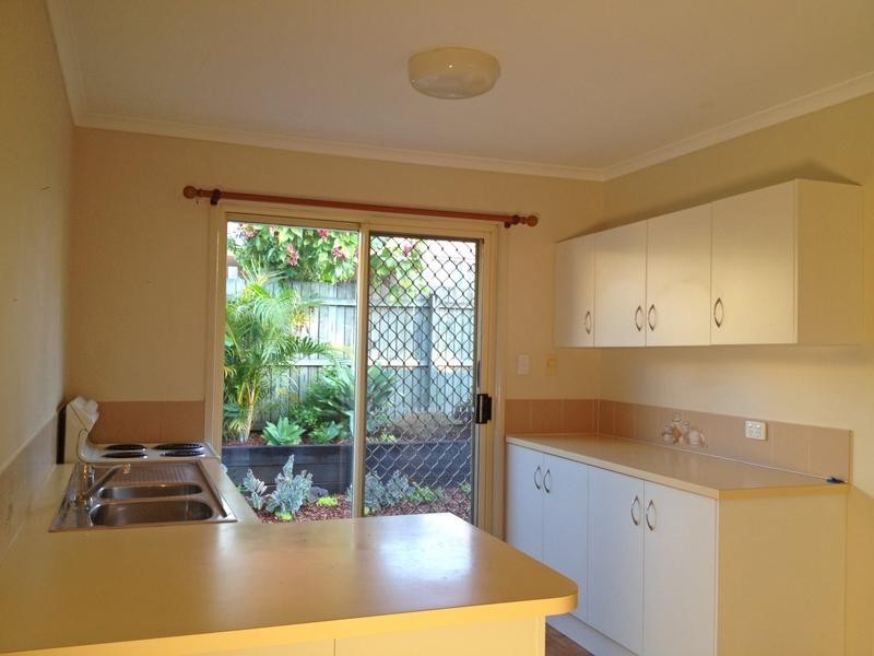 6/8 Simpson Street, Beerwah QLD 4519