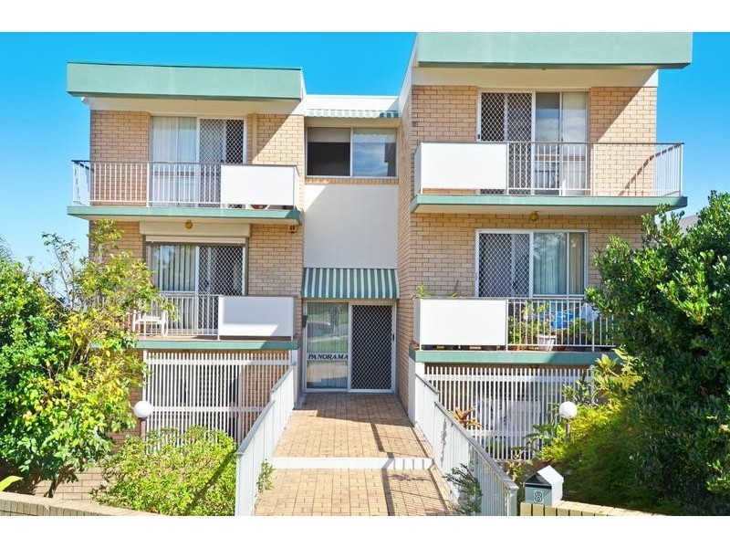 1/8 Queen Street, Kings Beach QLD 4551