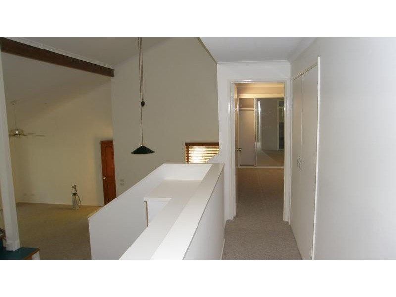 12 Winchester Road, Little Mountain QLD 4551