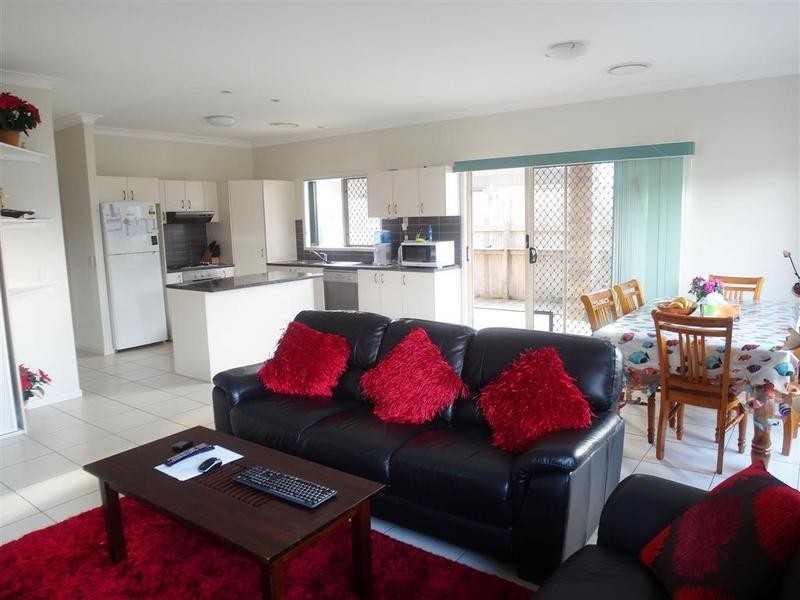 20 Griffin Crescent, Caloundra West QLD 4551