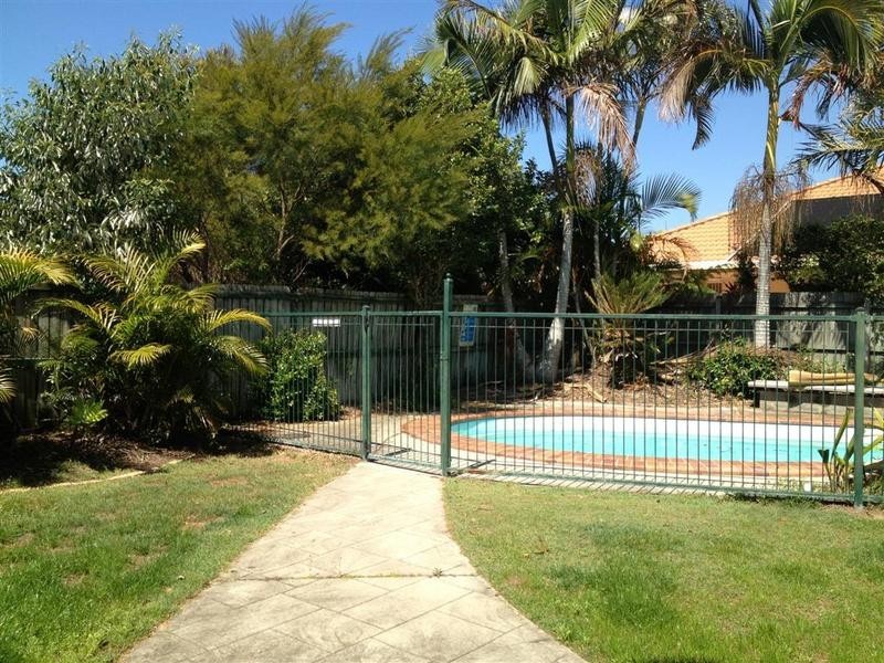 20 Sir Joseph Banks Drive, Pelican Waters QLD 4551