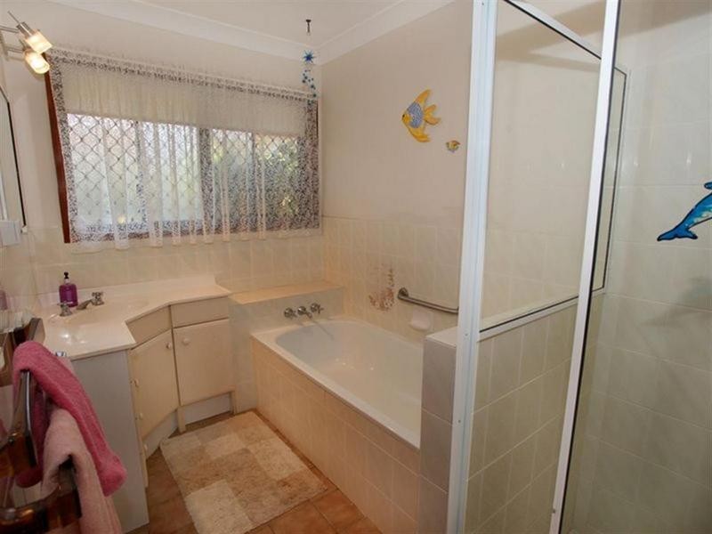 12 Hume Street, Golden Beach QLD 4551