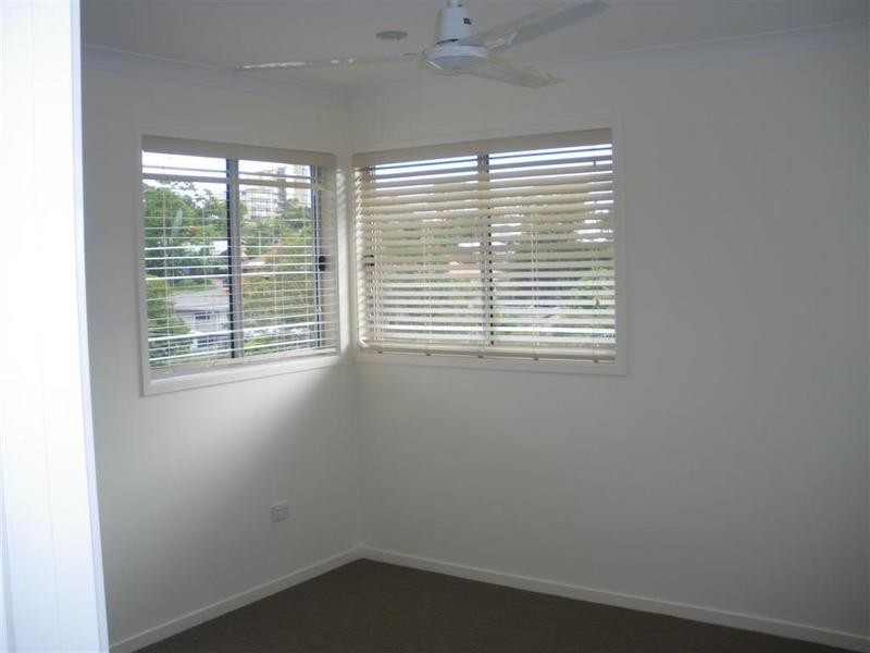 2/4 Regent Street, Caloundra QLD 4551