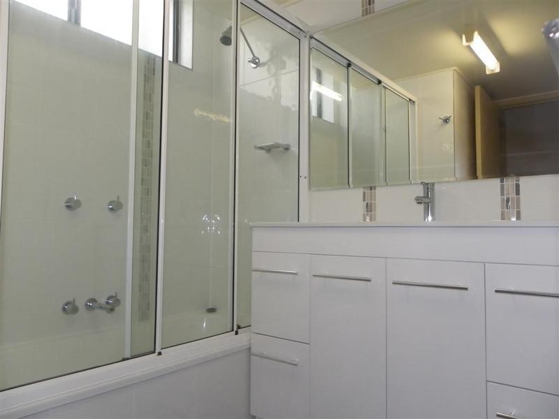 3/7 Latona Avenue, Caloundra QLD 4551