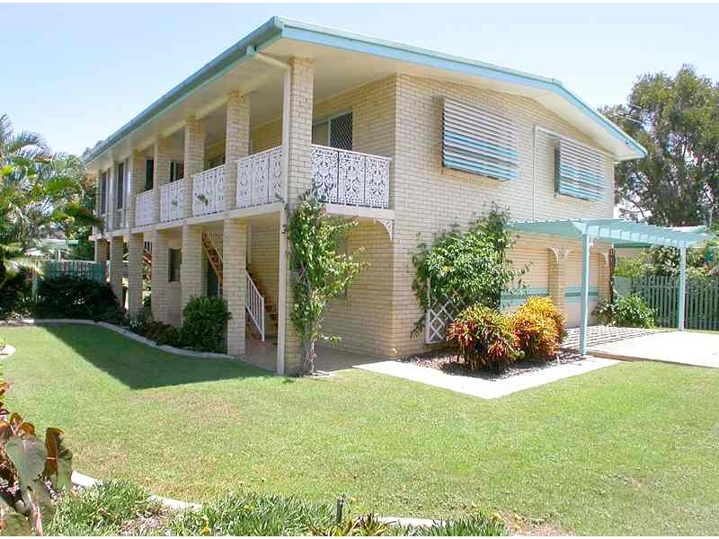 4 Churchill Street, Golden Beach QLD 4551