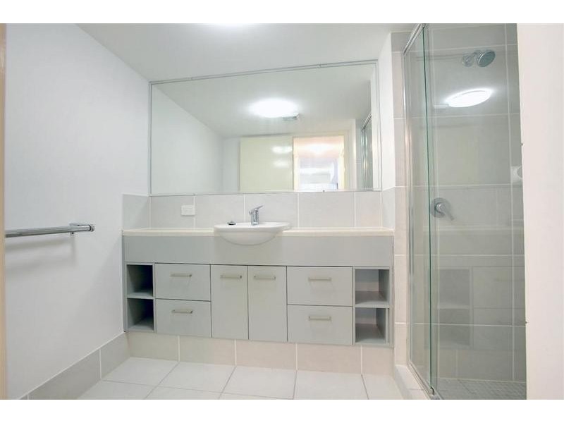 202/56 Lower Gay Terrace, Kings Beach QLD 4551