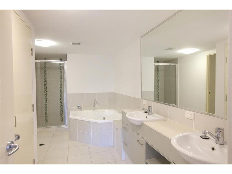202/56 Lower Gay Terrace, Kings Beach QLD 4551