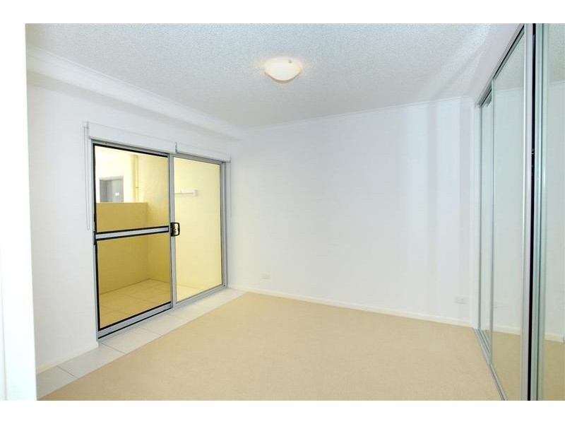 202/56 Lower Gay Terrace, Kings Beach QLD 4551