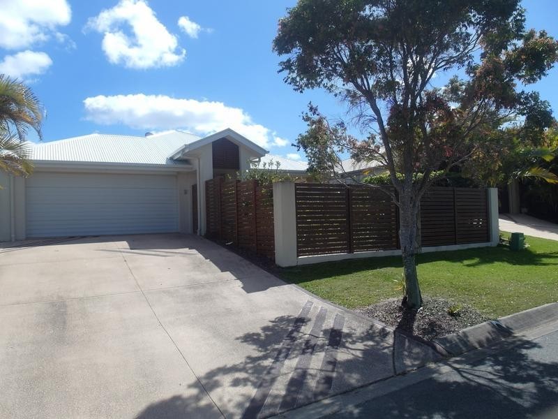 6 Carbeen Place, Meridan Plains QLD 4551