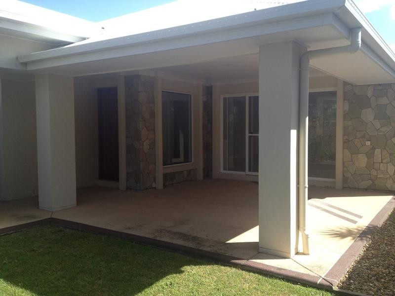 6 Carbeen Place, Meridan Plains QLD 4551